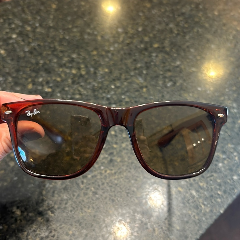 Sunglasses, men’s